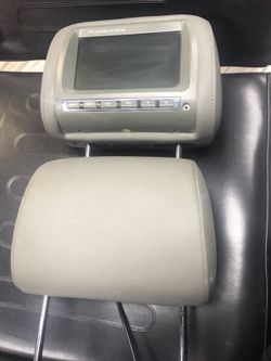 Head rest screens /Gray