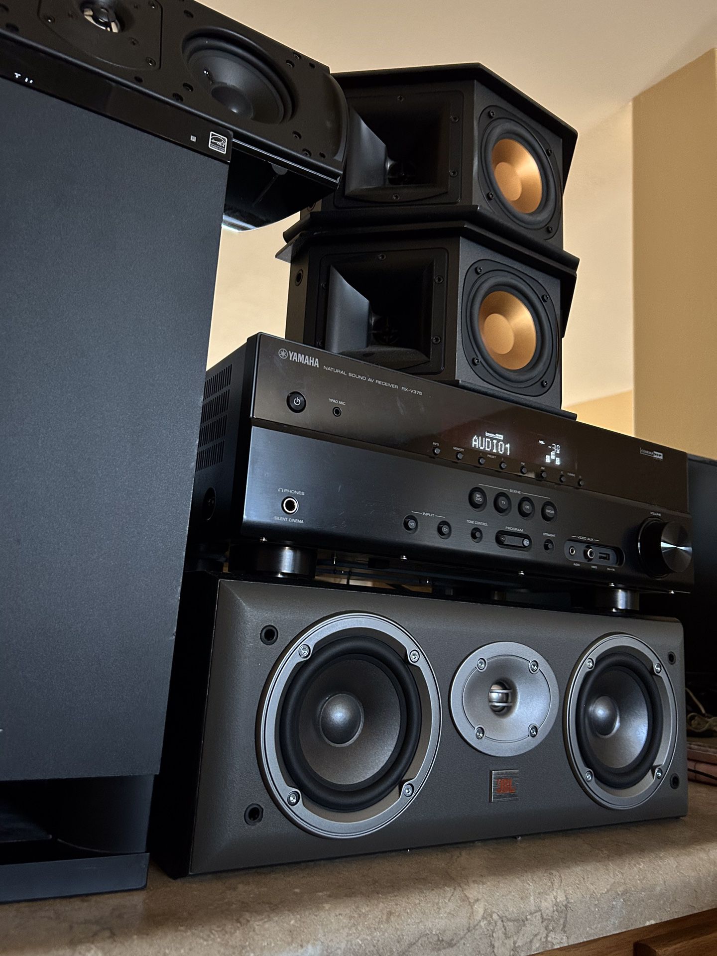 Sound System (very loud) high quality speakers 