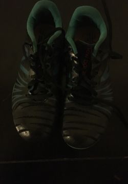 New balance girls track spikes