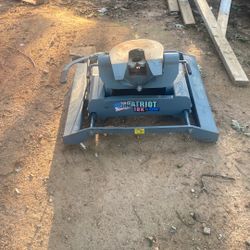 5th wheel hitch