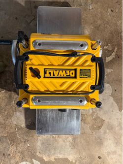 Dewalt DW735 13” Thickness Planer