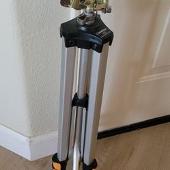 Metal Pulsating Sprinkler with Tripod