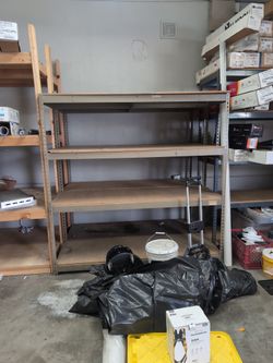 Shelf's