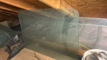 69 Mustang fastback/mach1 rear glass OEM
