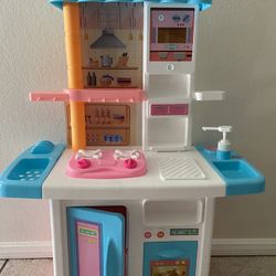 Play Kitchen 