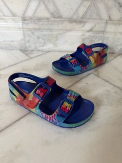 NWOT Size 12 Girls Nordstrom Harper Canyon Tie Dye Sandals