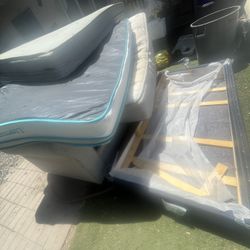 Free Mattress And Sofa