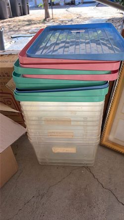 9 plastic storage container
