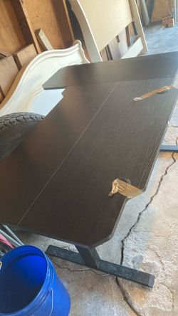 Mechanical Gaming Table