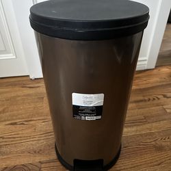 Kitchen Trash Can
