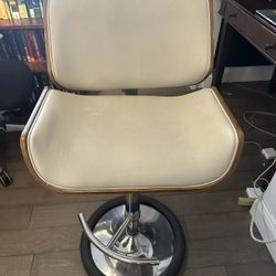 Swivel Bar Stools