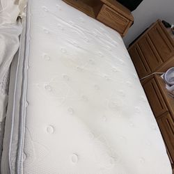 NEED GONE TODAY -SEALY FULL MATTRESS + WOOD BED FRAME 