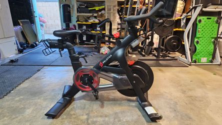 Peloton bike cheap