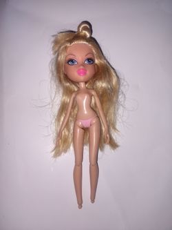 Bratz Doll Blonde Hair Blue Eyes
