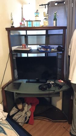 Corner Desk