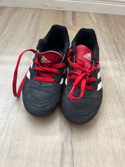 Soccer Cleats size 13