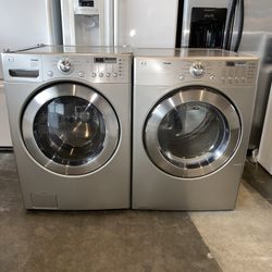 LG LARGE CAPACITY WASHER DRYER ELECTRIC SET 