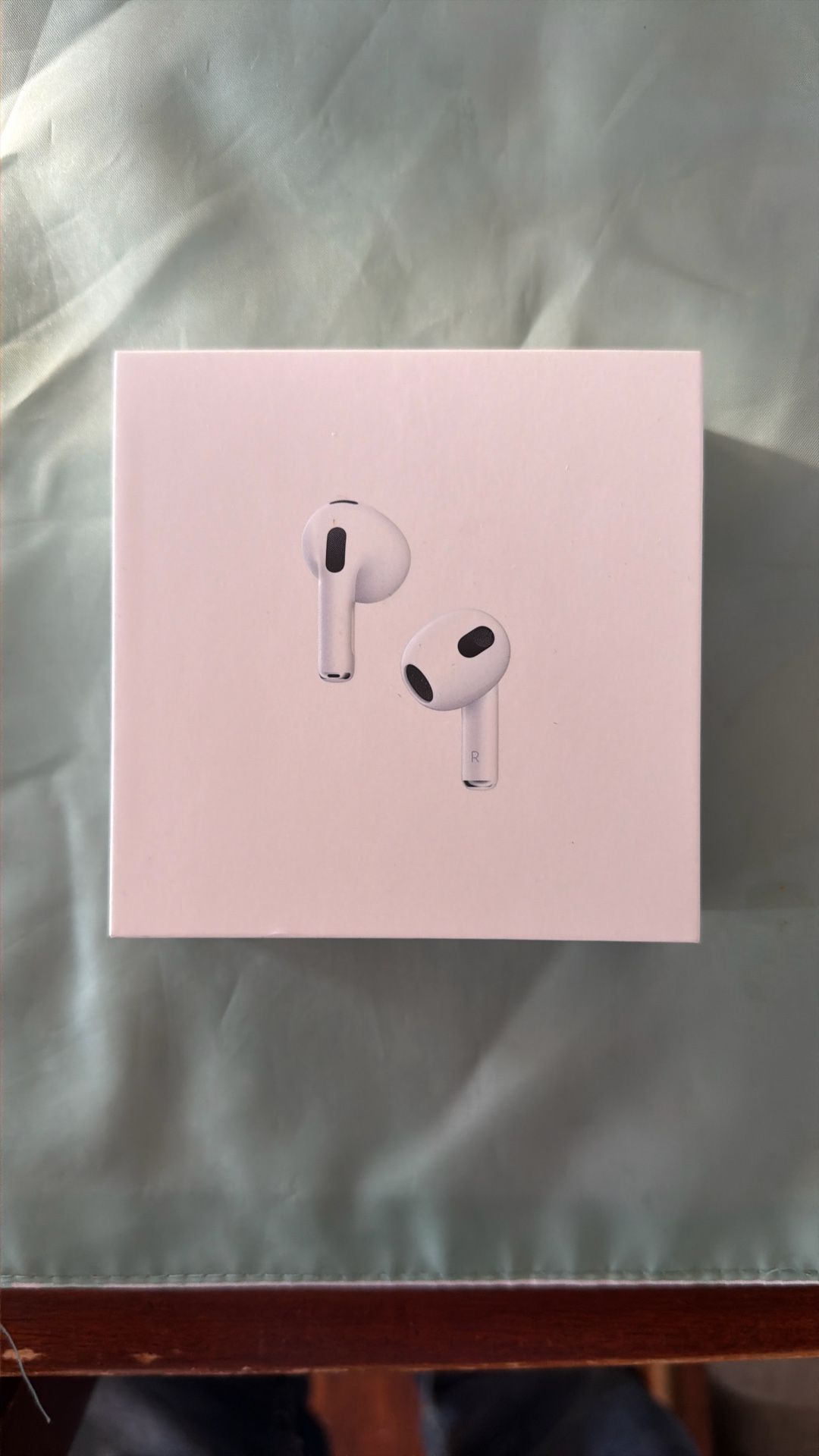 Apple AirPods 