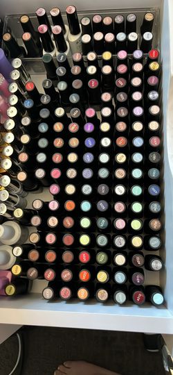 Gel polish with uv lamp