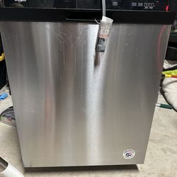 Whirlpool Dishwaser