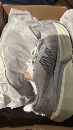 New balance FuelCell Rebel v women’s size 6.5