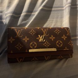 LV Small Wallet