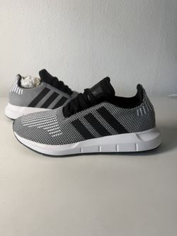 Adidas Swift Run 1.0 Core Black Cloud White 