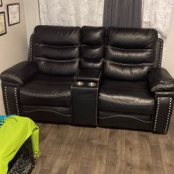 Real Leather Sofas /recliners…it Comes With USB Charger 