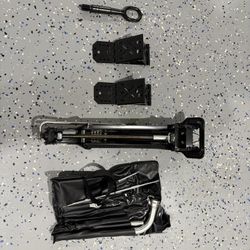 Audi/VW Jack Toolset