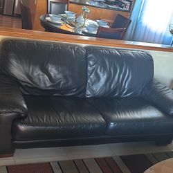 Black Leather Couch 