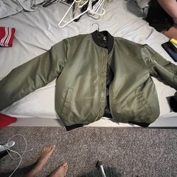 army green bombed jacket 