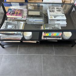 Excellent Cond**Black Metal Glass Modern Coffee Table
