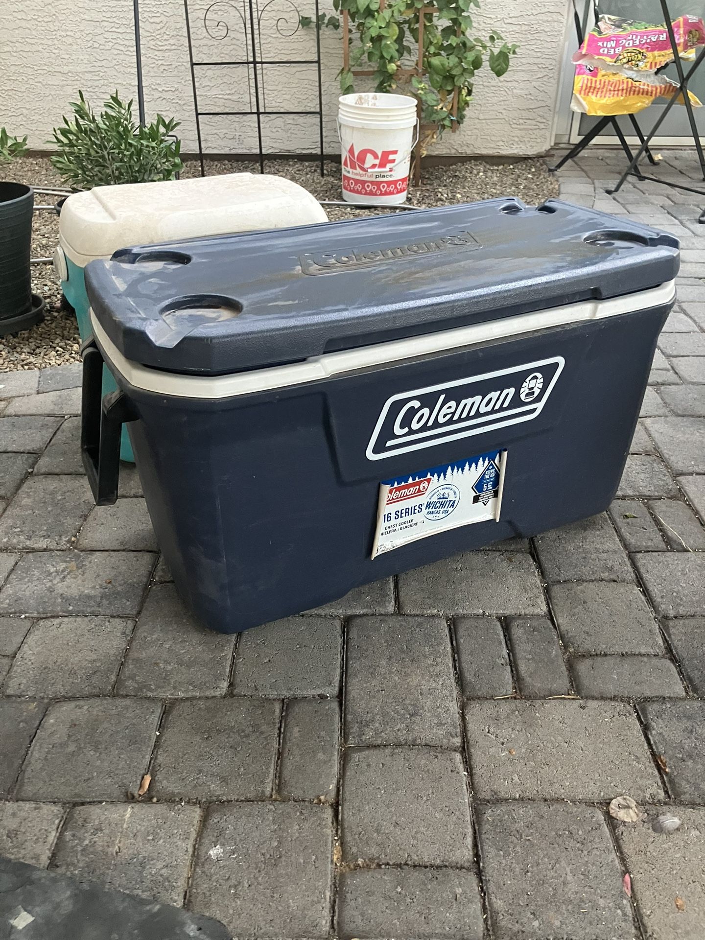 70 Quart Coleman Cooler