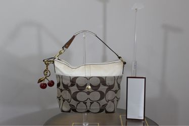 Vintage Cream Coach