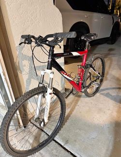 KHS XC 104 Mountain bike