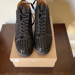 Men’s Black Christian Louis Sneaker size 9