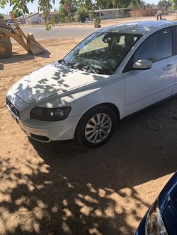 2005 Volvo S-40