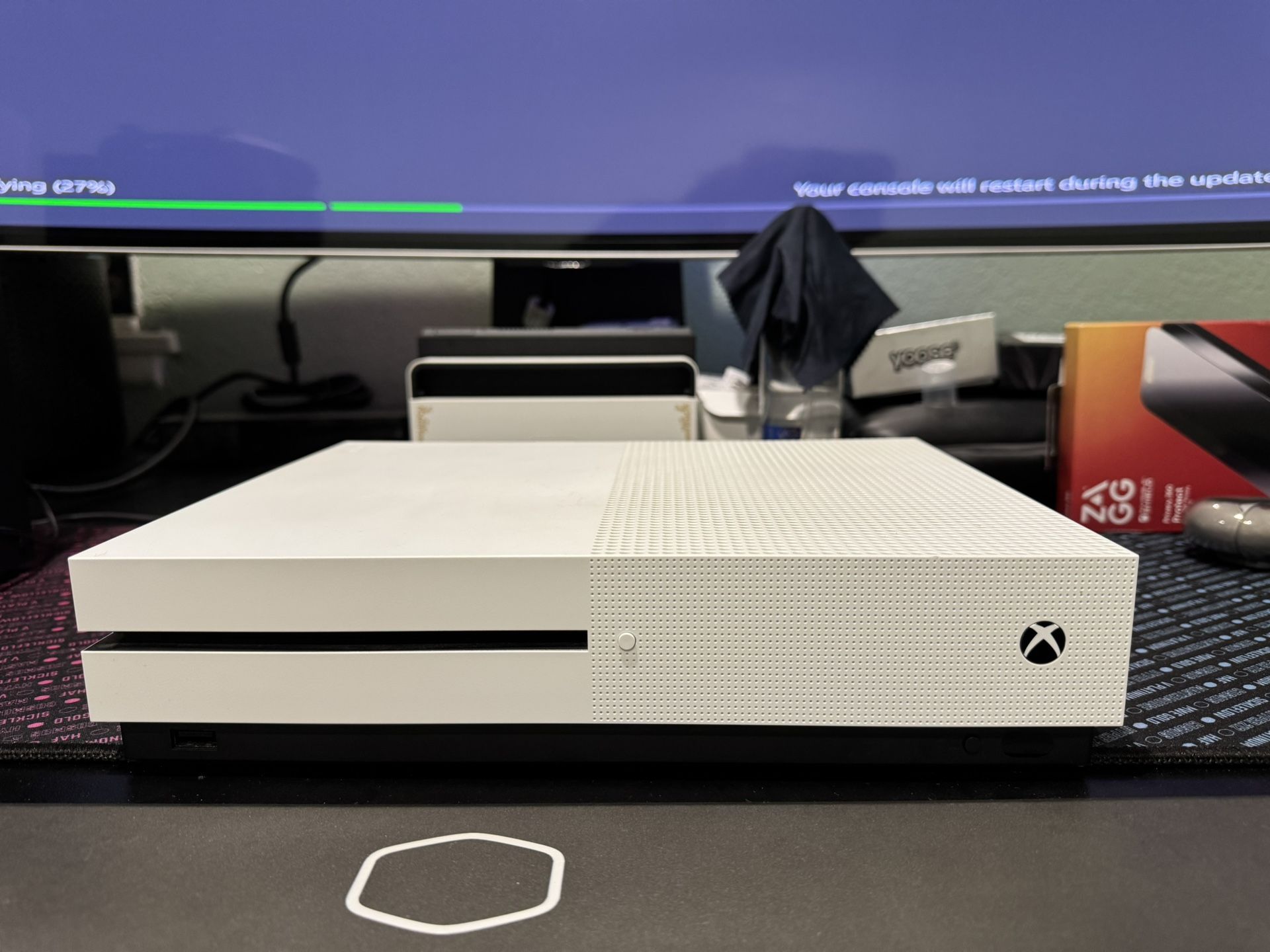 Xbox One S