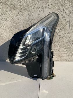 Cadillac CT6 Left Driver Headlight