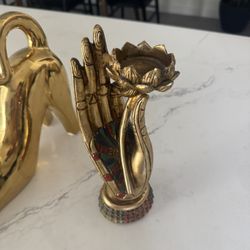 Lotus Hand Art