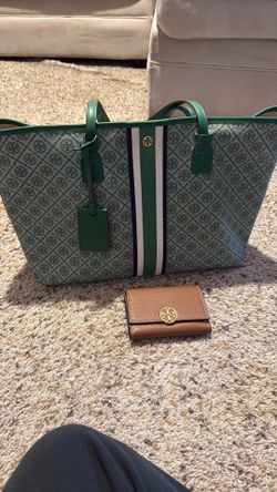 Tory Burch Tote And Wallet 