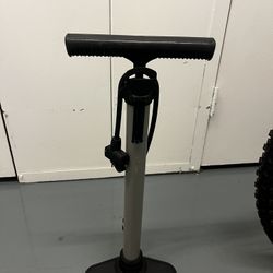 HYPER 26” MOUNTAIN BIKE