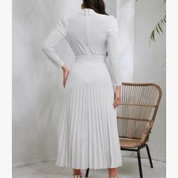 2 White Dresses Size Medium 