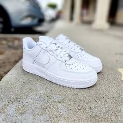 Brand new air force ones size 4
