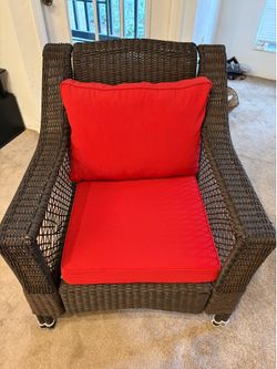 Wicker Patio Lounge Chair