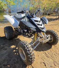 Yamaha Raptor 660r