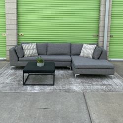 *Free Delivery* Gray Sectional Couch Sofa