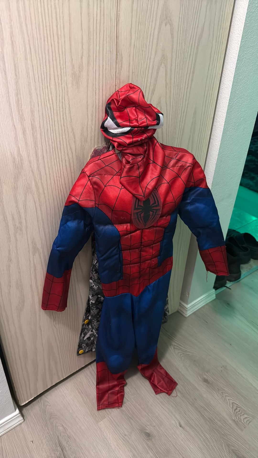 Kids Spiderman Costume Halloween party marvel disney padded suit cosplay mask age 5-10 medium
