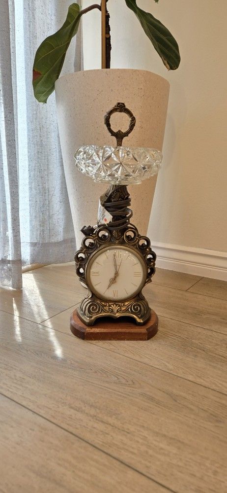Vintage Crystal Ashtray Stand With Electric United Clock With Ornate Brass Gold Frame