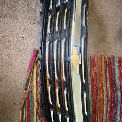 2025-2025 Chevrolet Equinox Upper Grille